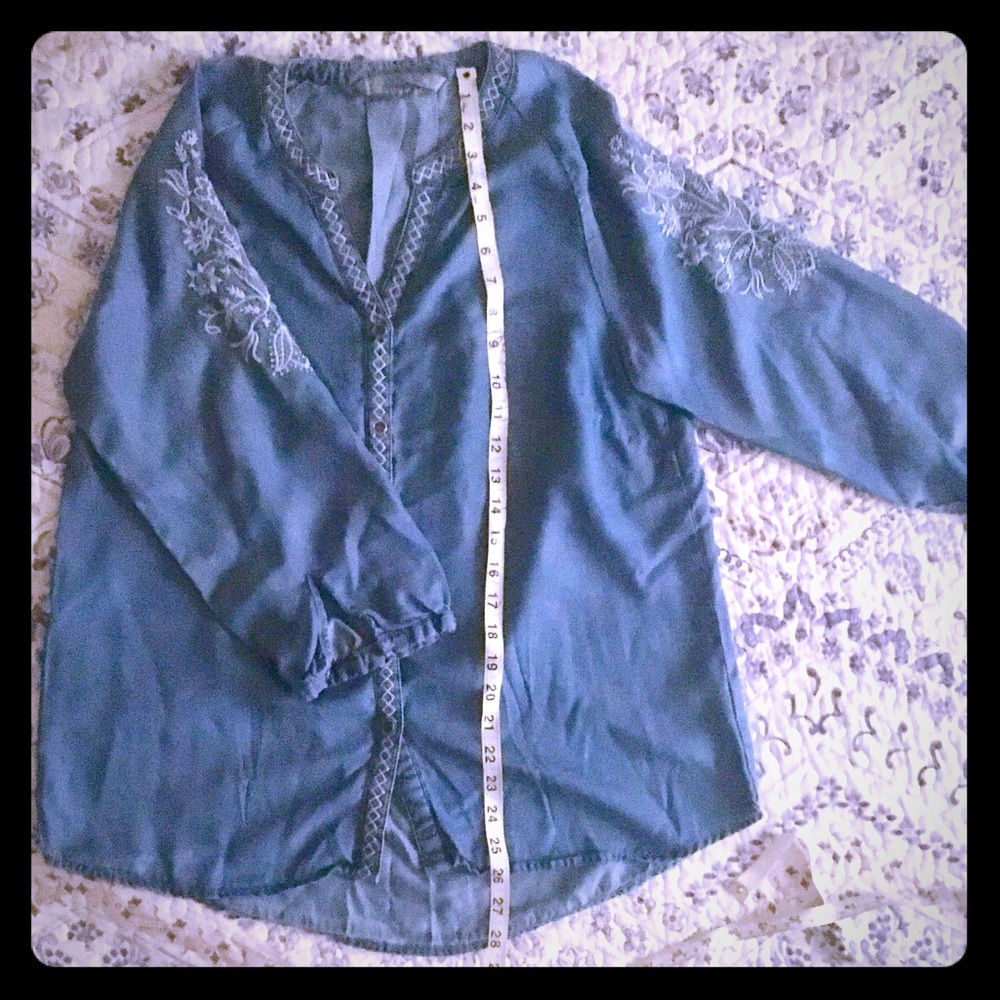 Ladies top ( Katies ‘ brand, 🇦🇺 , size 10)
